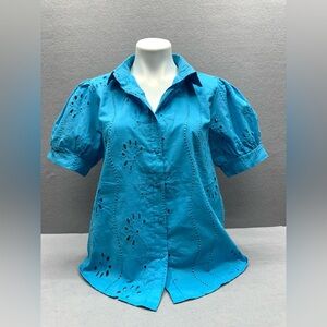 NWT Liv Los Angeles Embroidered Eyelet Women Shirt M Blue Cotton Short Sleeve